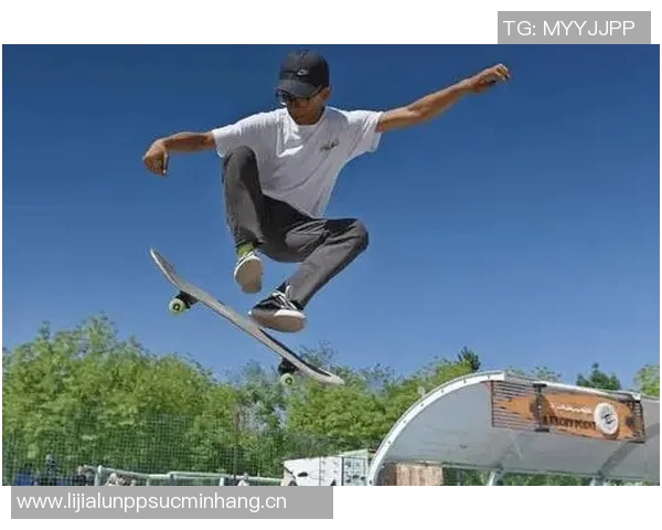 杭州滑板队的奋斗与荣耀极限运动联赛的精彩瞬间回顾